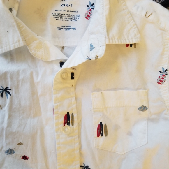 Button up shirt - Picture 2 of 2